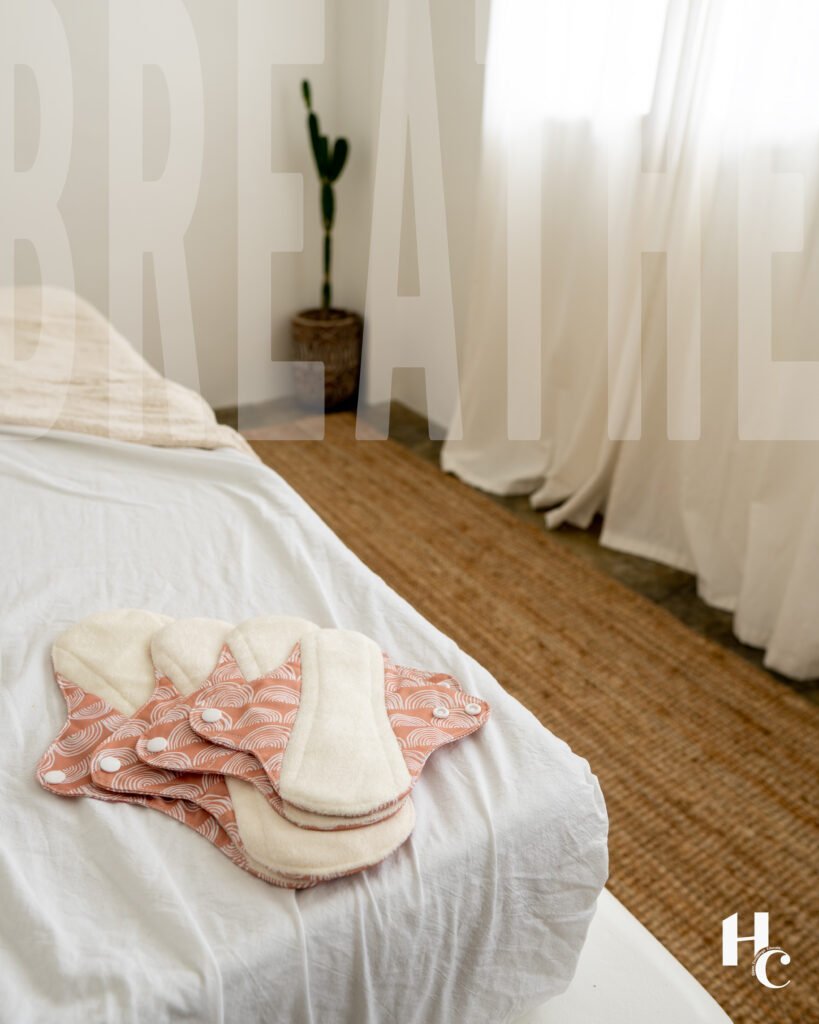 4 sizes for light to heavy flow Reusable Cloth or Menstrual pad - Haliyapad Pasador creative shot